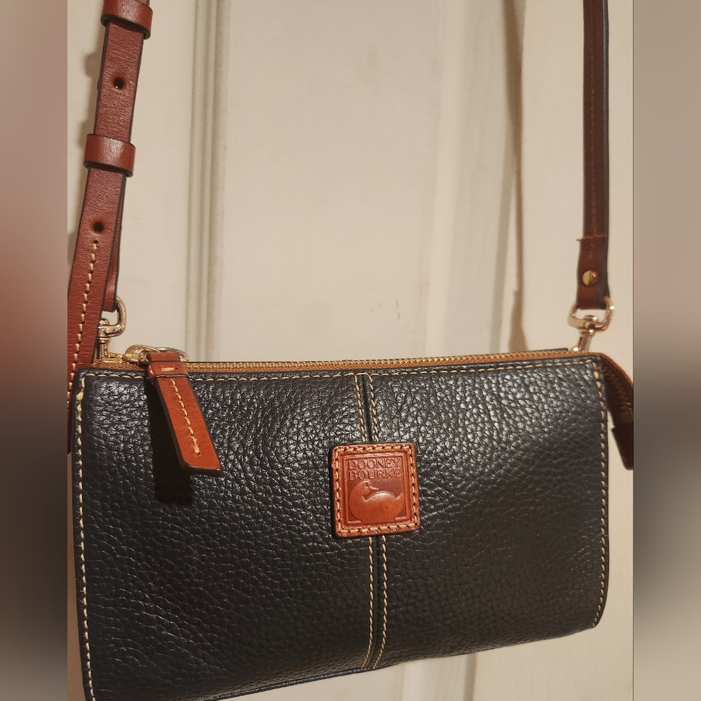 Dooney and Bourke Janine cross body